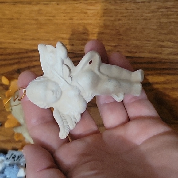 3/$12 Bundle of 4 Christmas Ornaments - Picture 4 of 5